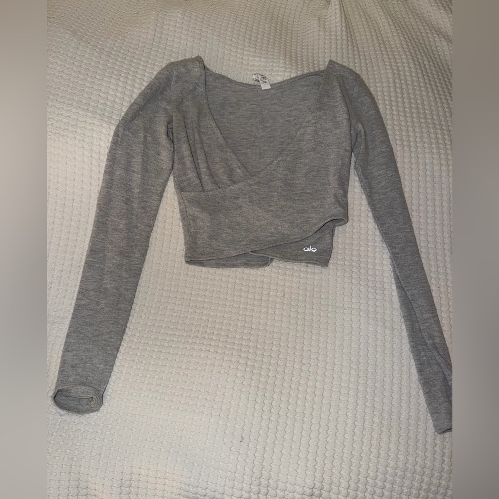 Alo yoga Gray Long Sleeve Crop Top